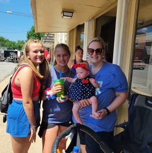 Meet your Posher, Megan